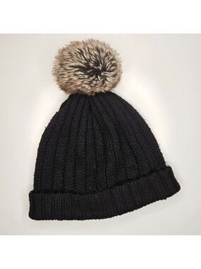 Love & Lore Black Knit Beanie Faux Fur Pom Pom Winter Hat Cozy Minimalist